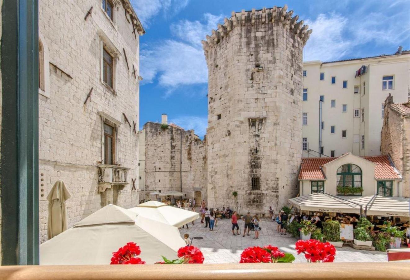 Stone Pearl Heritage Luxury Suite Split Exteriér fotografie
