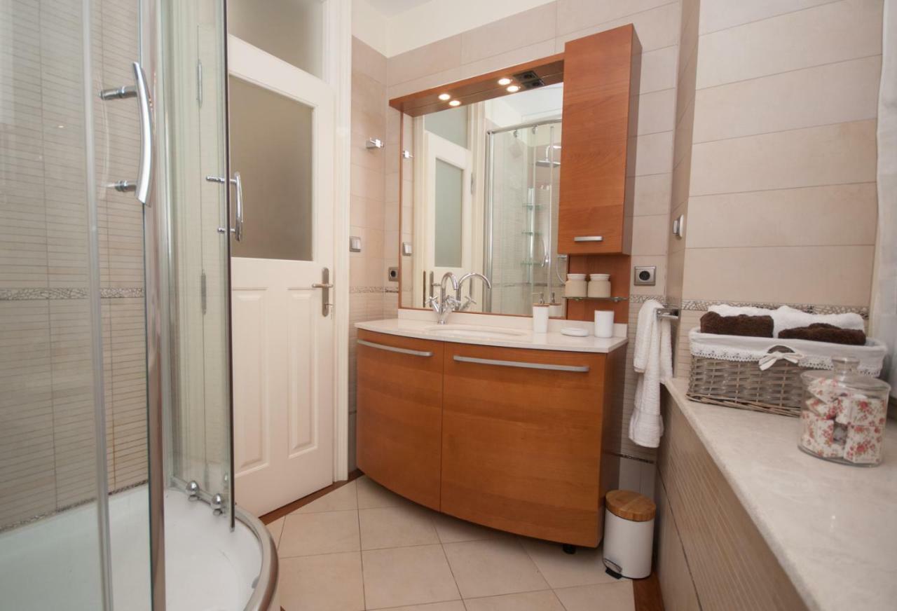 Stone Pearl Heritage Luxury Suite Split Exteriér fotografie